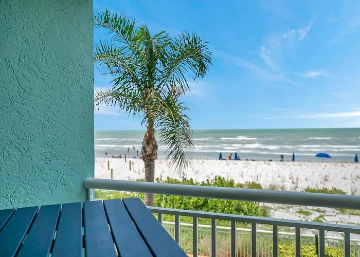 Incredible Gulf Views In Updated 1 Bedroom *