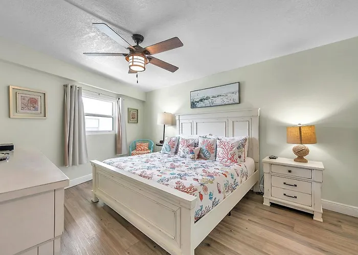 Incredible Gulf Views In Updated 1 Bedroom Ferienhaus